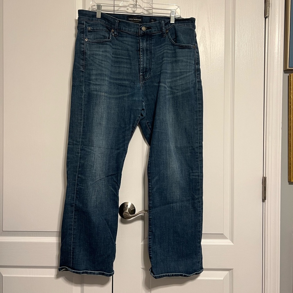 Men’s Lucky Brand Jeans 36 30 181 Relaxed Straight